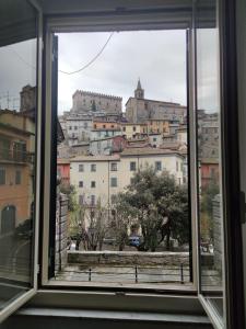 Soggiornare accanto a palazzo Chigi Albani