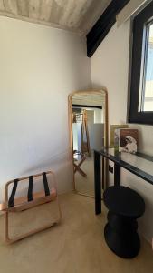 Theros Suite, Private Pool Retreat in Skyros