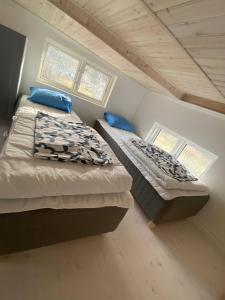 Cottages in nature paradise 25 minutes to Stockholm
