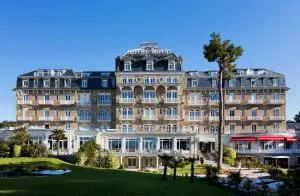Hôtel Barrière Le Royal La Baule - 盖朗德