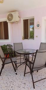 Floralis Apartments