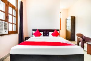 Hotel O Royal Inn