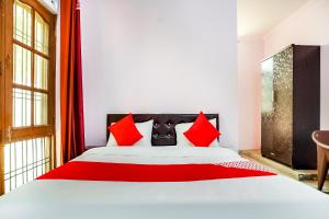 Hotel O Royal Inn