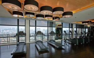 New 2BR with City Views in Makati and Fast WiFi