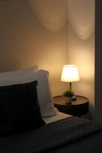 New 2BR with City Views in Makati and Fast WiFi