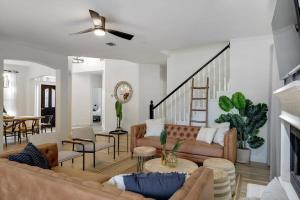 Live Like Royalty - Highland Village 6BR Mansion