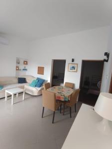 Apartments Crnko, 50m from the beach with free parking and drinkable tap water