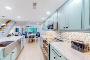 Sailmaster Commons, Unit 16