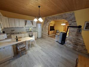 FIVE PEAKs APARTMENT