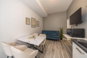 B1 ruhiges 2-Zimmer-Studio mit Balkon