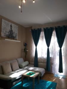 Flower Studio Apartment