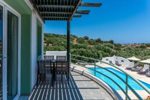 Cavo Plako Villas
