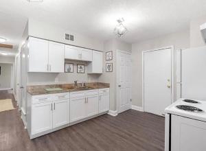 Modern 2 bedroom stay in Memphis near Beale St & St Jude