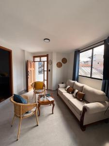 Daniels Suite & Center