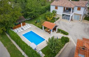 Awesome Home In Pazin