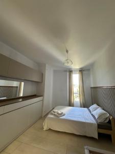 River apartment