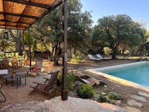 Les Cinq Bories - Demeure dexception à 10 minutes à pied du village de Gordes