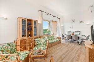 Principe Sea View Apartment with Private Parking