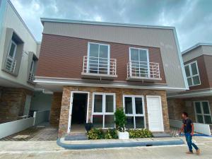 Spb NYC Homes Tagaytay - Elevé