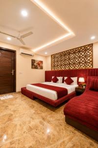 Hotel WK Comfort Inn with Luxury Restaurant & Rooftop Near Connaught Place, New Delhi City Centre