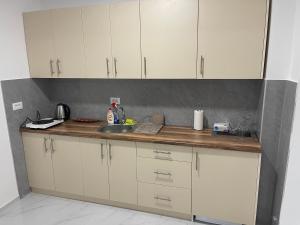 Apartmani A&B Stan