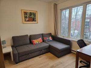 Comfort apartment close to Metro Monk station with self check in