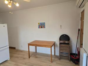 Comfort apartment close to Metro Monk station with self check in