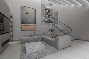 Luxury 4BR Private Pool Villa 500m Beach with Games Room