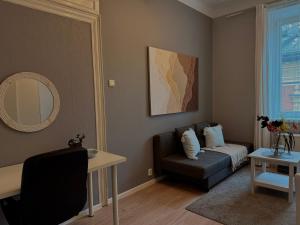 Old Town 2BR Apartment in the heart of the Main Square