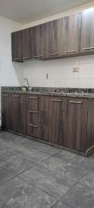 31E COMODO APARTAMENTO EN LAURELES ESTADiO 120MTS