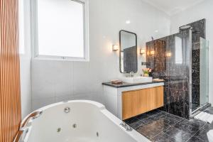 Parama Villa Jimbaran By Aishwarya Bali International