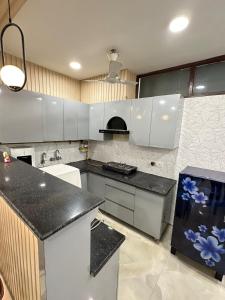 Cozy Independent 2BHK Flat- Jatinders Residency