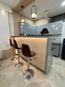 Cozy Independent 2BHK Flat- Jatinders Residency