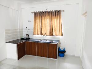 Harichandhanam stay