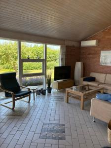 Lovely Holiday Home Near Beach And Nature