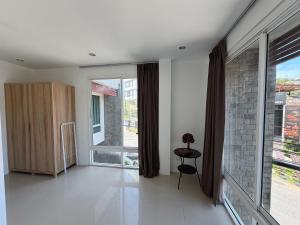 The CHU cafe guesthouse