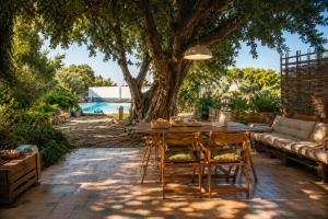 Casa del Carrubo con Piscina, relax in campagna vicino al mare