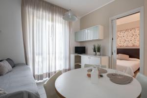 Elegante Appartamento Fronte Mare nel Residence El Palmar