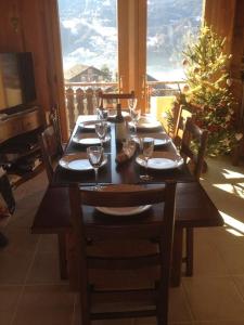 Comfortable Chalet with spectacular mountain views