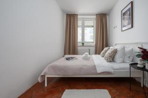 Lumina I 3BR Apartment with Balcony I near City Center
