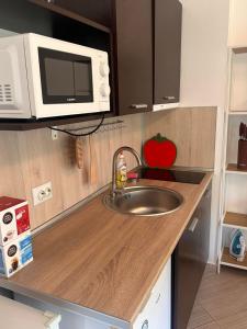 Green life Studio Home2Host