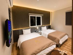 The Maison Hotel