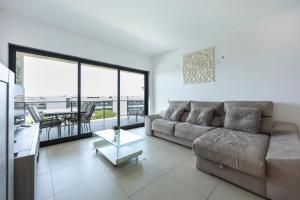 Incredible T2 Marina Lagos com piscina