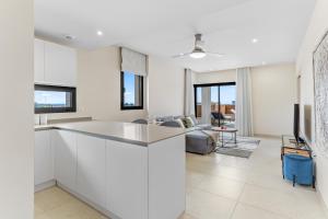 Premium Jardinana Lotus 500m to Beach
