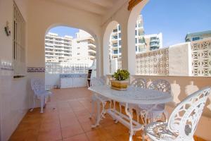Mediterranean Beach Retreat Spacious 2 Bedroom Home with Patio and Sea Views