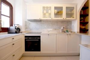 Estepona East Penthouse Apartment SYLVIA