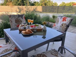 Apartment Oblica-beautiful new, well equipped apartment