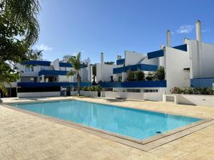 Vilamoura Deluxe 2 With Pool by Homing