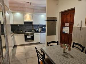 Zoli Apartmanok-Anna Kölcsey 32