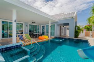 พลอยพูลวิลล่า ชะอำ 4 Ploy Poolvilla Cha-am 4